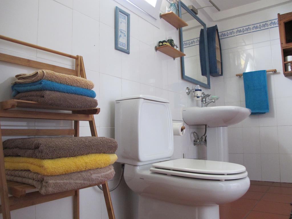Bisbis House Guest House ปอร์โต โมนิซ ภายนอก รูปภาพ
