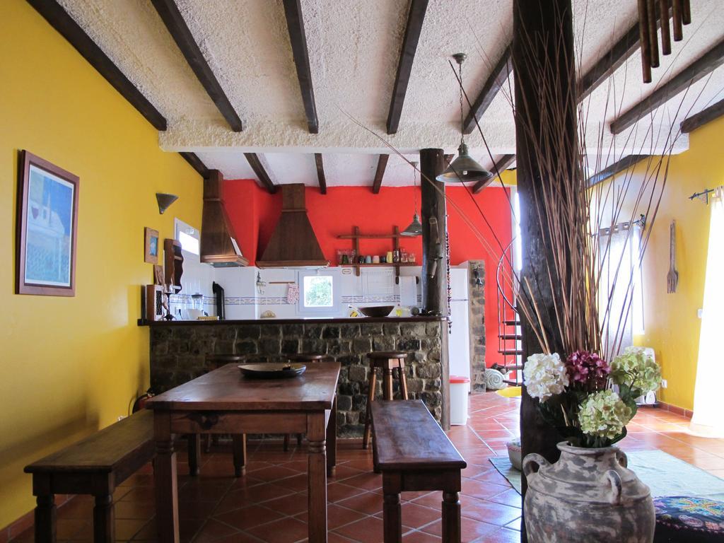 Bisbis House Guest House ปอร์โต โมนิซ ภายนอก รูปภาพ