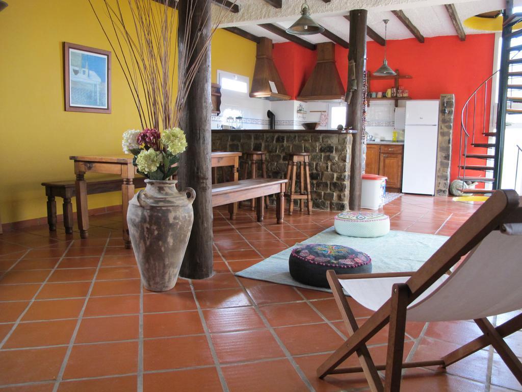 Bisbis House Guest House ปอร์โต โมนิซ ภายนอก รูปภาพ