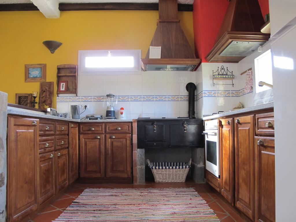Bisbis House Guest House ปอร์โต โมนิซ ภายนอก รูปภาพ